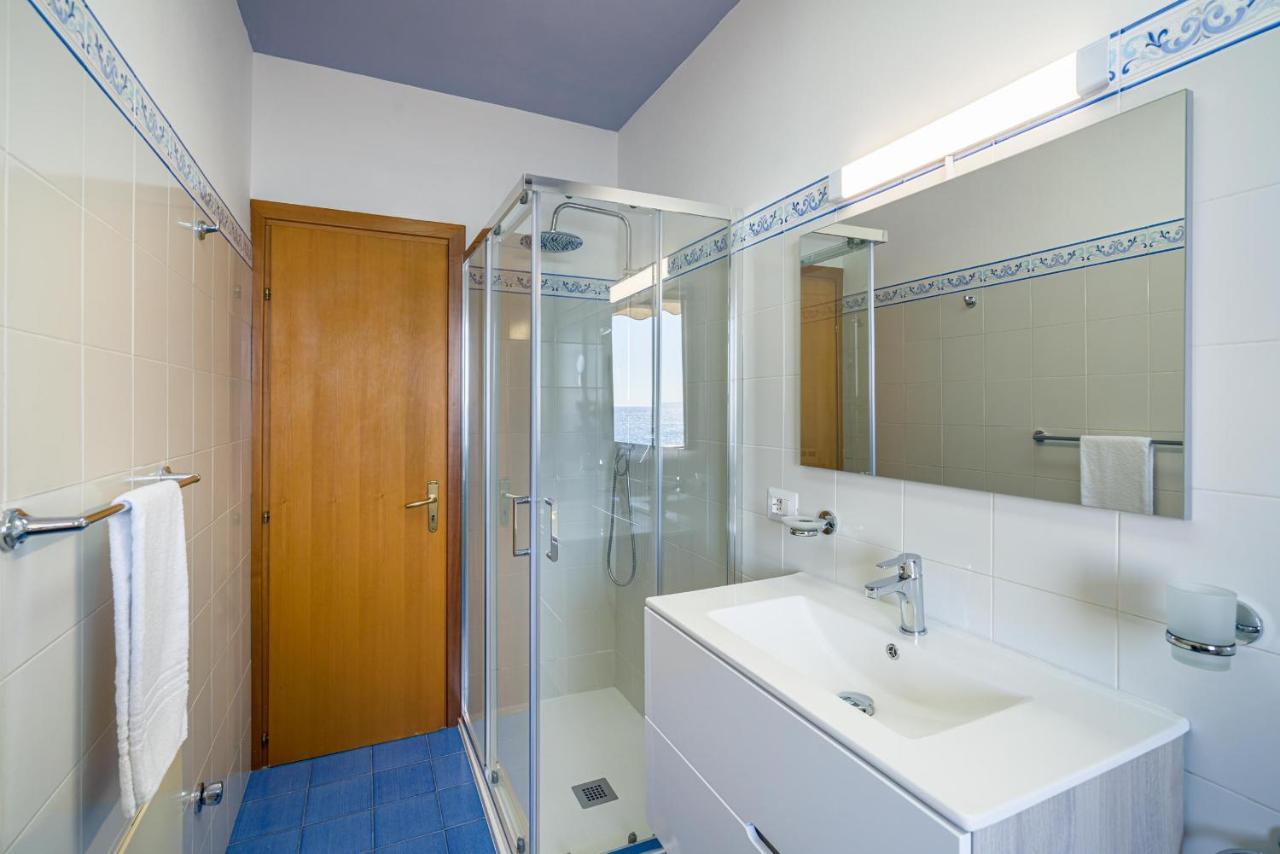 Loft Balcone Sul Mare Letojanni Exterior foto