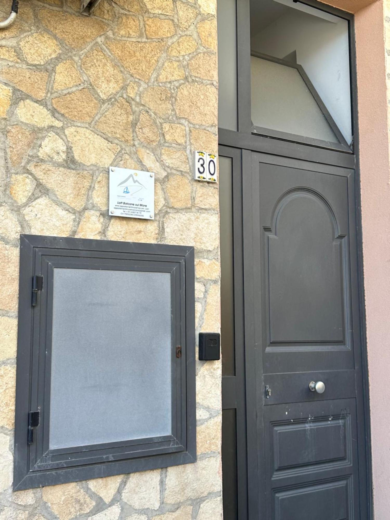 Loft Balcone Sul Mare Letojanni Exterior foto